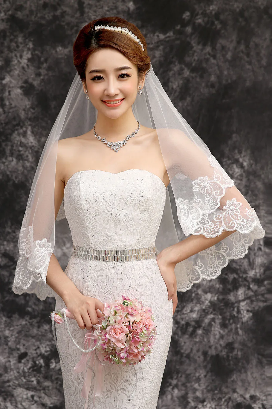 Pretty 2016 Short Veils One Layer Tulle Wedding Veils White Lace Bridal Veil velos de novia 1.5m Custom lengths Free Shipping