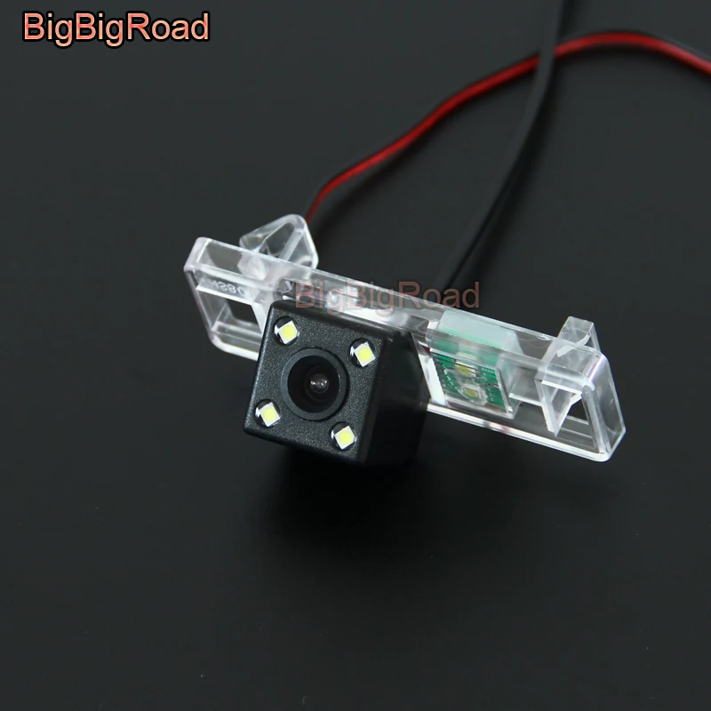 

BigBigRoad RCA & Original Screen Compatible Adapter For Citroen C5 2007~2016 Car Rear View Camera Back Up Reverse Camera CCD