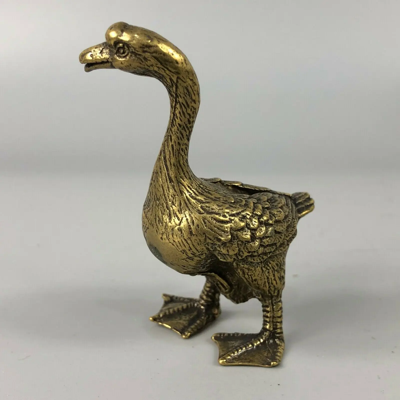 Exquisite Chinese Collectible Old Brass Handwork Lifelike Long Neck Goose Animal Statue