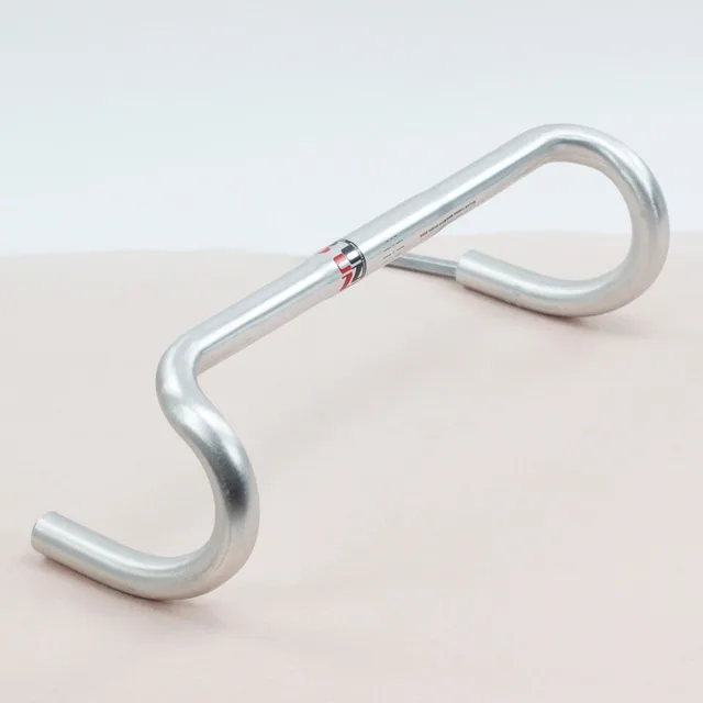 Aluminiowa kierownica rowerowa spadek Bar 26mm 31.8mm x 380mm 400mm 420mm klasyczny Silver na velo 700c drogi motor turystyczny