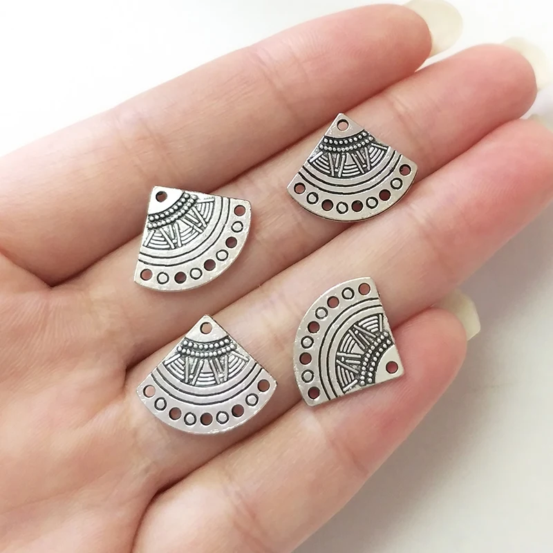 New Fashion 20pieces/bag 18mm Zinc Alloy  Fan Shape Porous Connector Charms Linker for DIY Necklace Jewelry Accessories