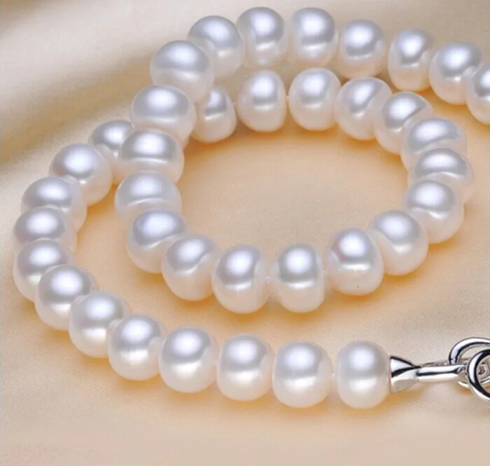 

Accompanied by life Women Gift 925 Sterling Ms. 7-8mm real Genuine natural freshwater pearl necklace bright bread round 18"