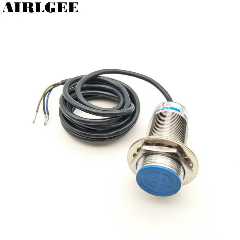 

LJ30A3-10-Z/AY Inductive Proximity Sensor Switch PNP 3 Wires NC 10mm Detect distance 6-36VDC Blue Head