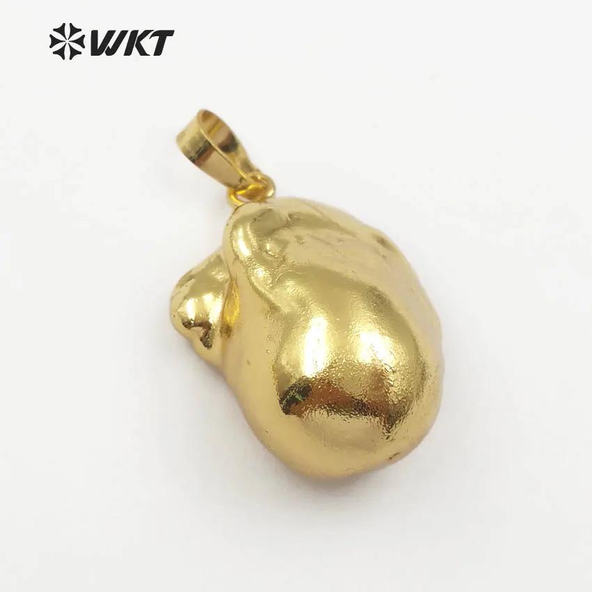 

WT-JP061 Wholesale Custom New Arrived Elegant Natural Baroque Pearl Pendant With Gold Trim Cute Shape Fashion Jewelry Findings