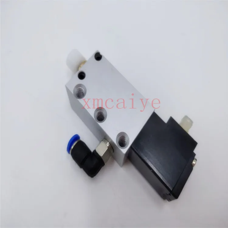 2 Pieces Free Shipping Accessories SM/PM52/74/CD102 Preset Paper Solenoid Valve Cylinder M2.184.1091 Switch