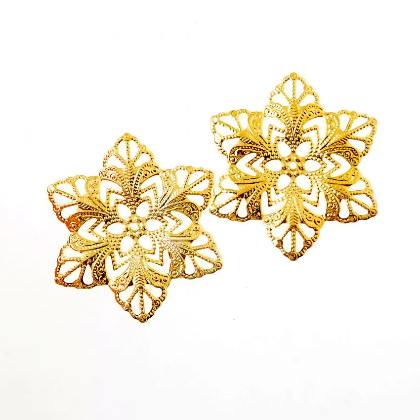 MIAOCHI Retail Retail 5 Golden Filigree Flower Wraps Connectors Metal Crafts Gift Decoration DIY Findings Connectors 57mm F0412