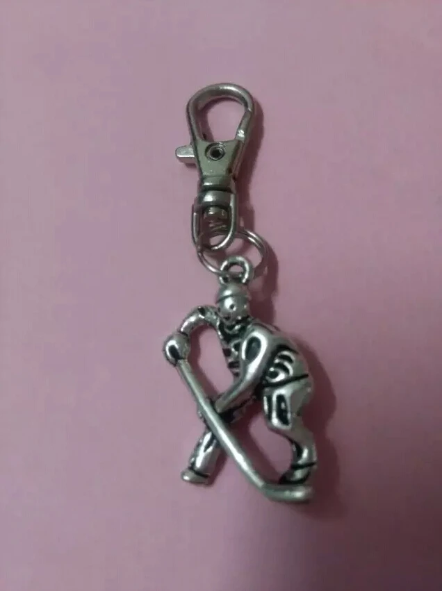 Fashion Top Selling  Extreme sports playing ice hockey Charm Keychain Gift Fit Key Ring Accessories  D203