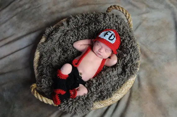 

free shipping,handmade baby firefighters crochet hat,boots with Matching overalls in Newborn red & black photography props