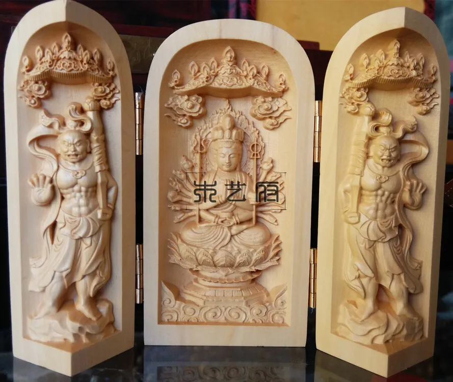 

Factory wholesale boxwood carving Avalokitesvara three open boxes of high-end car ornaments Jushi creative gifts