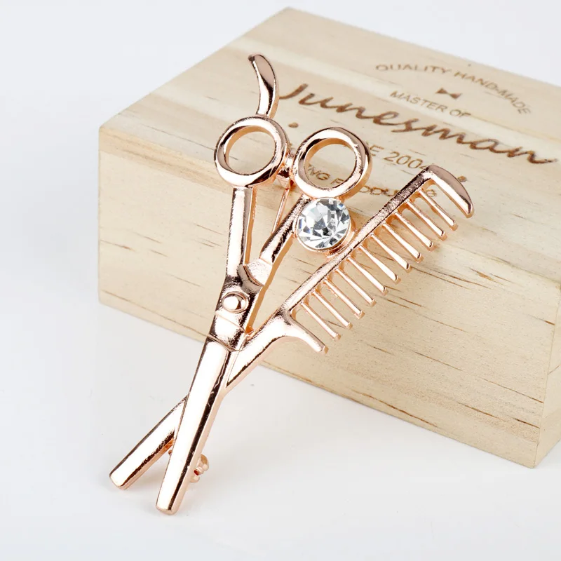 3D Barber Shop Pole Shape Brooches 3Colors Crystal Razor Scissors Enamel Pin Badge Brooch Pins Cute Hairdresser Deco Accessories