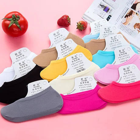 Warm comfortable cotton bamboo fiber girl women\'s boat socks ankle low female invisible color girl boy hosie ws40