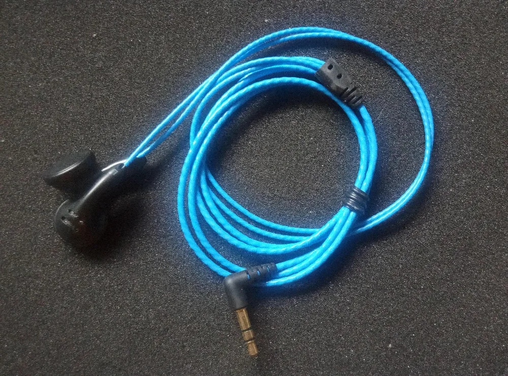 Сопротивление ом в наушниках. Наушники 16 ом. сопротивление наушников смартфон. разница в сопротивлении наушников. сопротивление в наушниках.