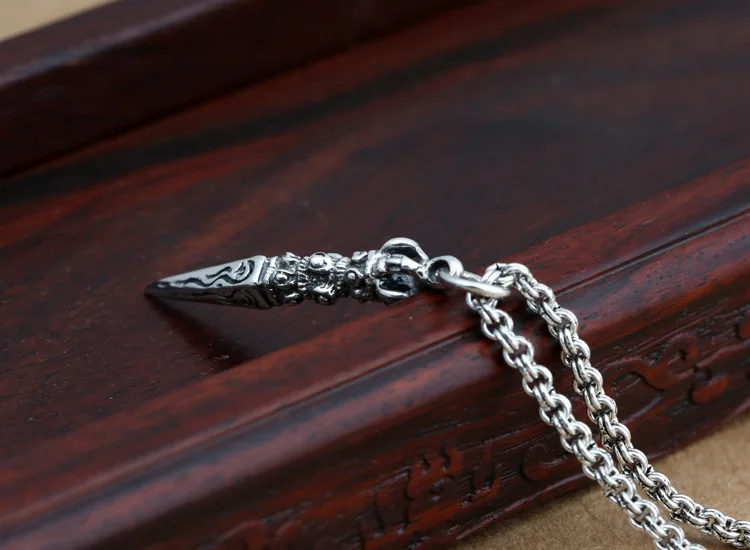 100% 925 Silver Tibetan Dorje Amulet Small Buddhist Vajra Dorje Charm Good Luck Pendant