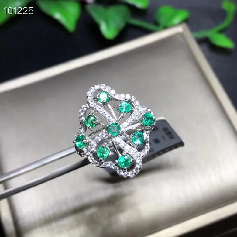 Natural emerald ring, fashionable, gem quality, deep color, 925 silver, customizable size number