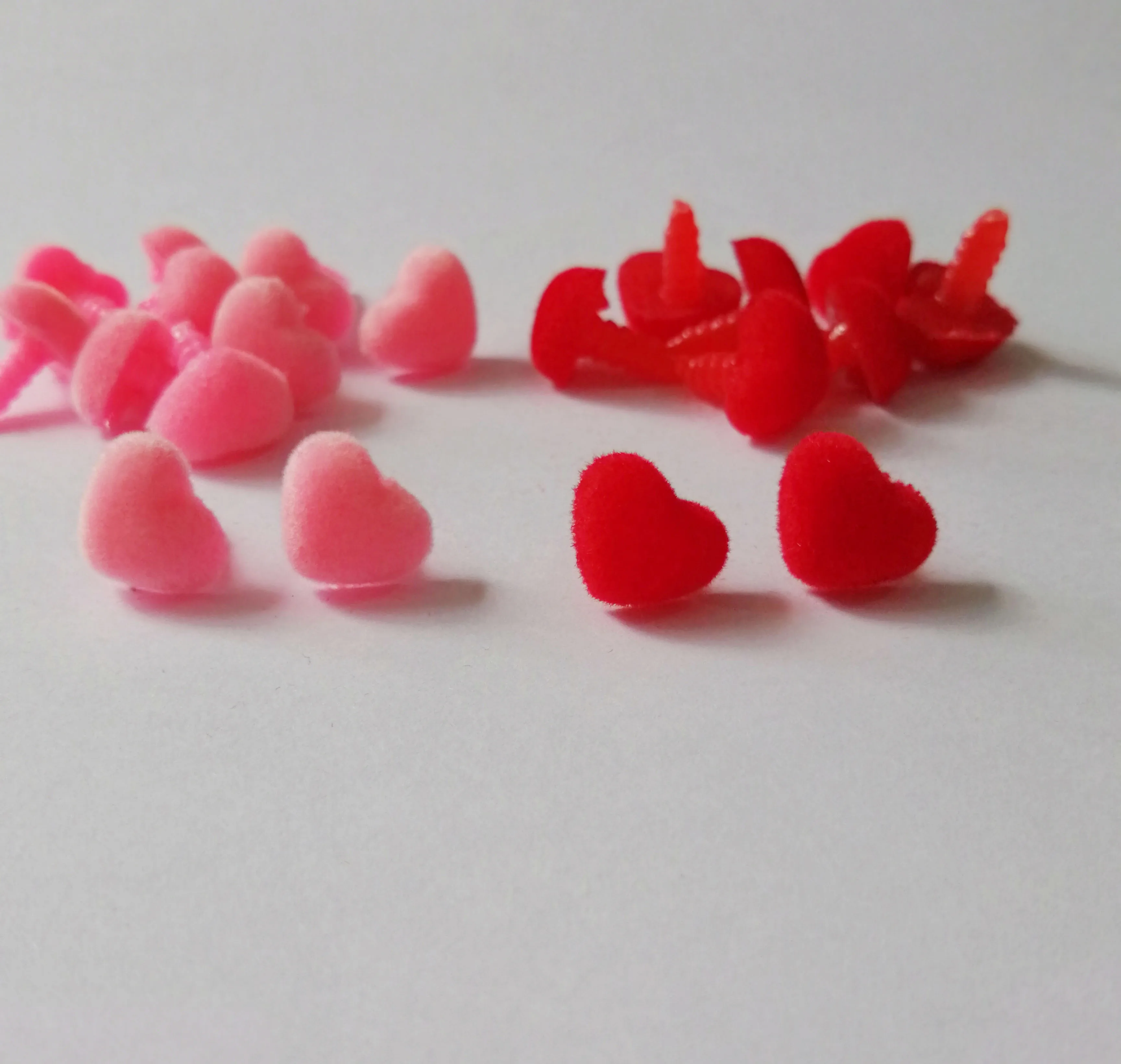 

40pcs/lot 12mm heart shape flocking toy nose safety animal doll nose + soft washer for diy doll findings--pink /red option