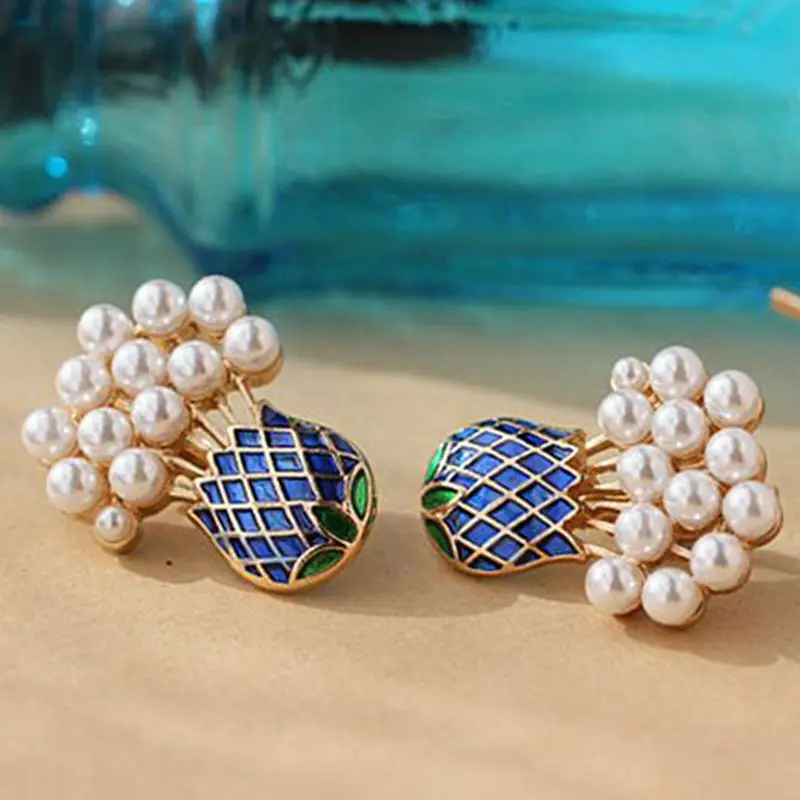 2018 new antique enamel pearl pineapple plant Vintage female Brooch