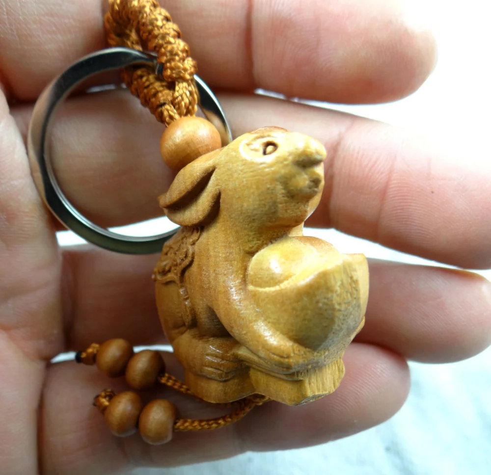 Natural Mahogany Three-dimensional Engraving  rabbit  Keychain Key Chain Lifelike Key Ring Jewelry Gift For Men Women 1pcs