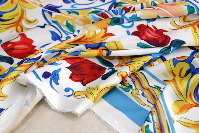 207X145cm Fashion Week Located China Ceramics Painting Majolica Printed Imitate Silk Satin Fabric For Woman\'s Long Dress Cloth