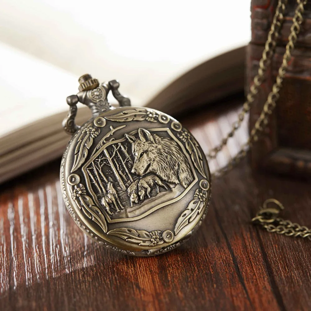 Retro Bronze Dog Wolf Pattern Quartz Pocket Watch With Necklace Chain Women Mens Cool Pendant Clock Classic Quartz Pocket Watch