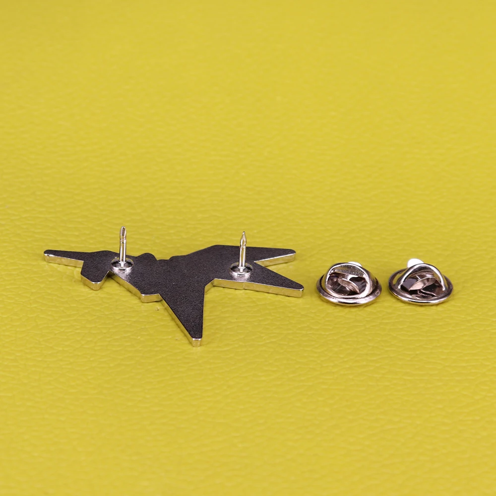 Blade Runner Origami Unicorn Hard Enamel Lapel Pin 2049 Movie Chicken Matchstick Badge Tyrell Corp Brooch