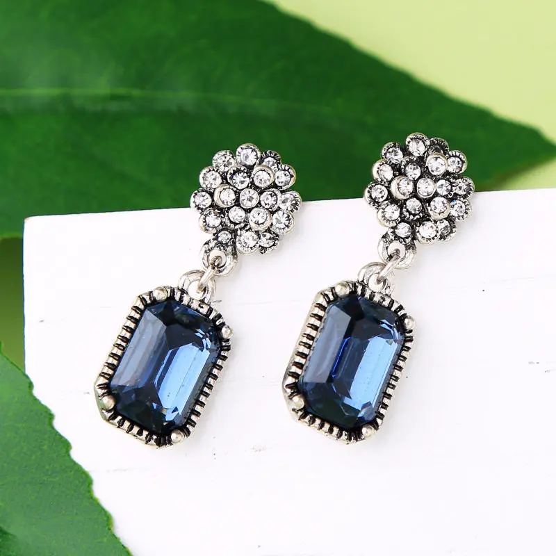 Fashion Crystal Opal Stone  Earrings Rhinestone Inlaid Geometric Gold Color Metal Earrings Women Wedding Jewelry 2018
