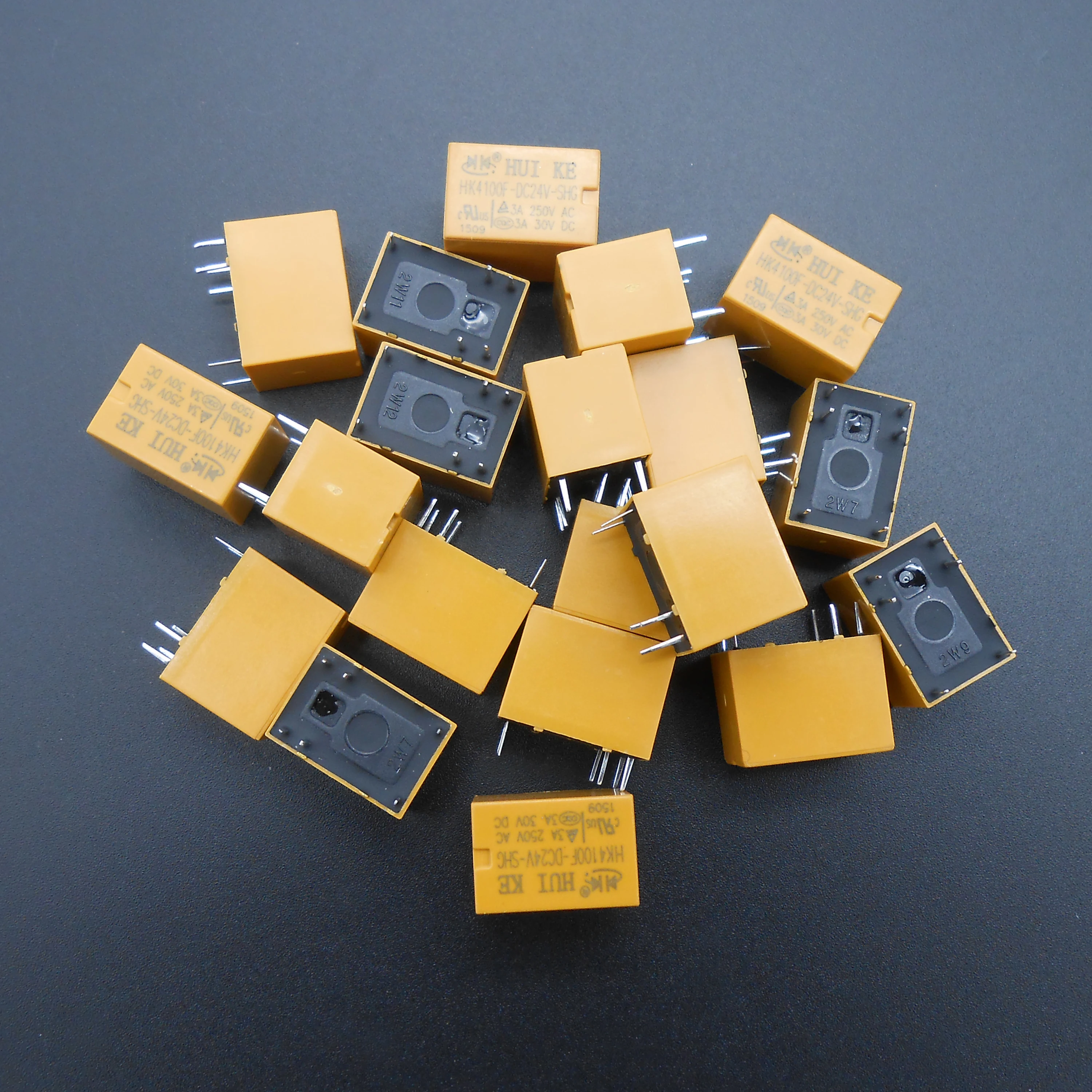 20PCS/Lot HK4100F-DC24V-SHG DC 24V Volt Yellow Power Relay DC24V 3A 6 PINS HUI KE 1C 1A 1B 750VA/90W 120ohm HuiKe 6-Pin *FD400