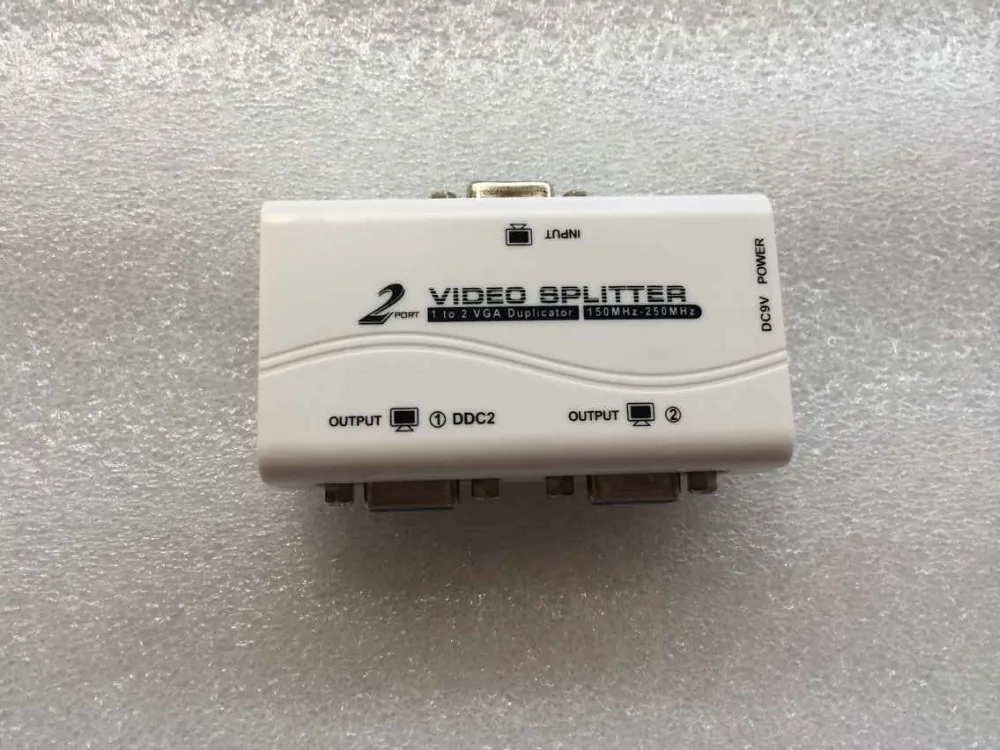 2020 anno 1 a 2 porte duplicatore splitter Video VGA 1-in-2-out 250MHz dispositivo stivali a cascata segnali 65m 1920*1440