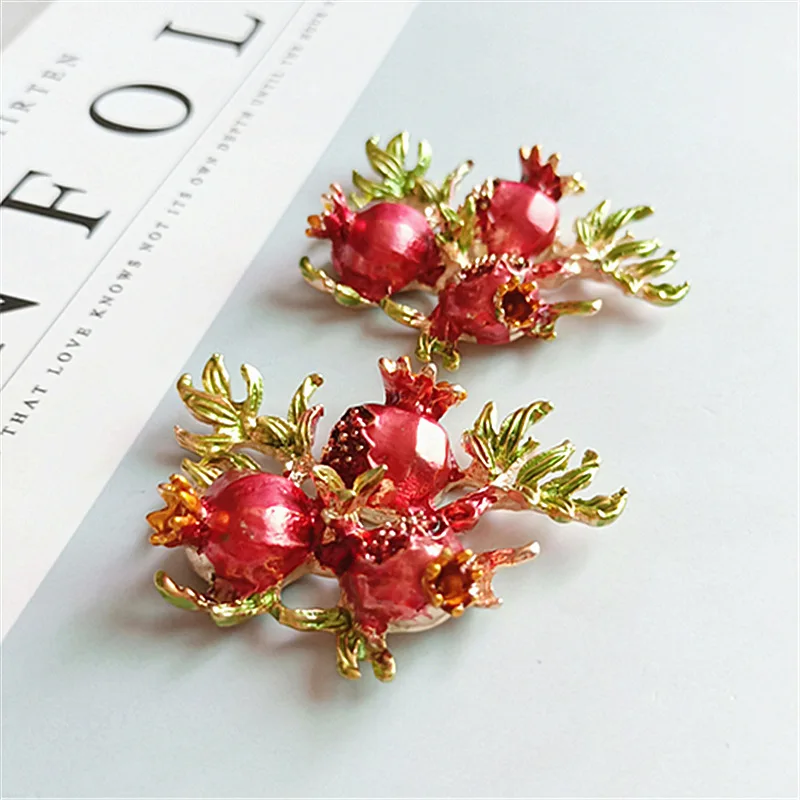 5 Pcs/Lot Alloy Creative Red Pomegranate Buttons Ornaments Hair DIY Box Clothing Mobile Phone Jewelry Accessories Handmade