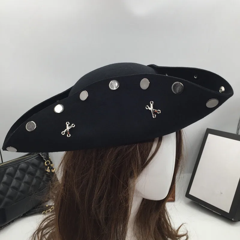 Fashion Leisure Stage Performance Tricorn Wool Cap for Men and Women Pirates Hat Magic Cos Props