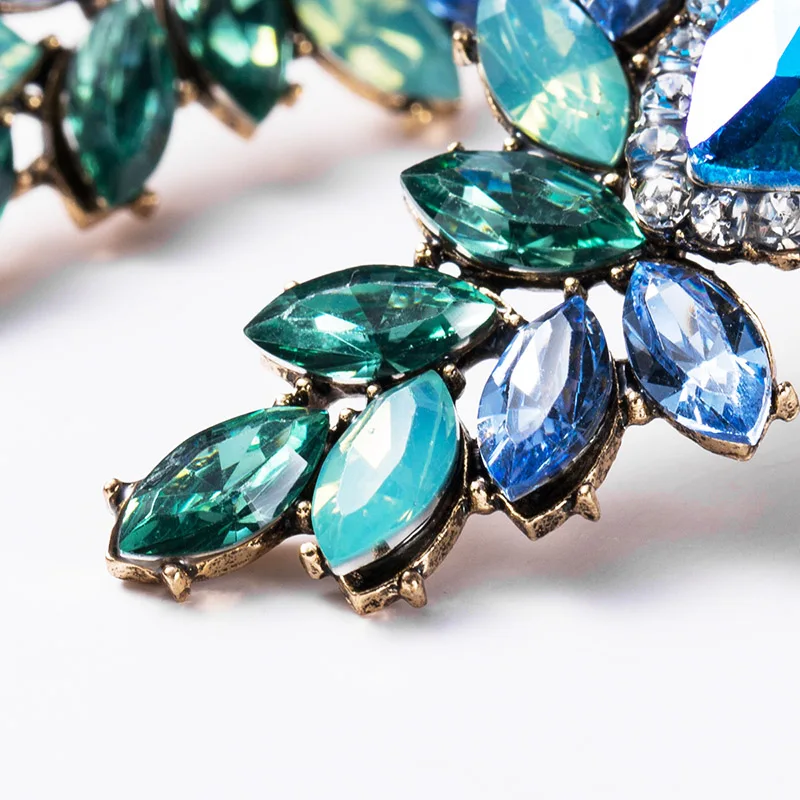Exotic Big Waterdrop Flower Design Stud Earrings Acrylic Stone Rhinestone Decoration Piercing Earrings for Women Gift