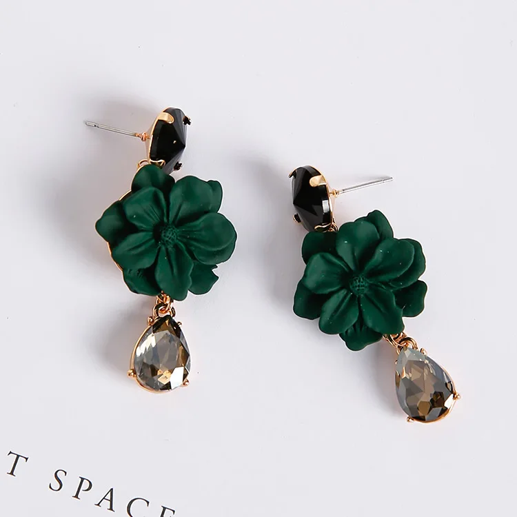 NAWEILY Fashion Camellia Crystal Earrings For Women Elegant Green Black Flower Dangle Long Earring Jewelry Gifts NWLA2102