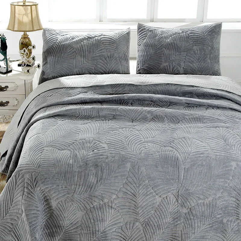 CHAUSUB Velvet Quilt Set 3-Piece Bedspread on the Bed Gray Embroidered Comforter Sets King Queen Size Quilted Coverlet Bedding