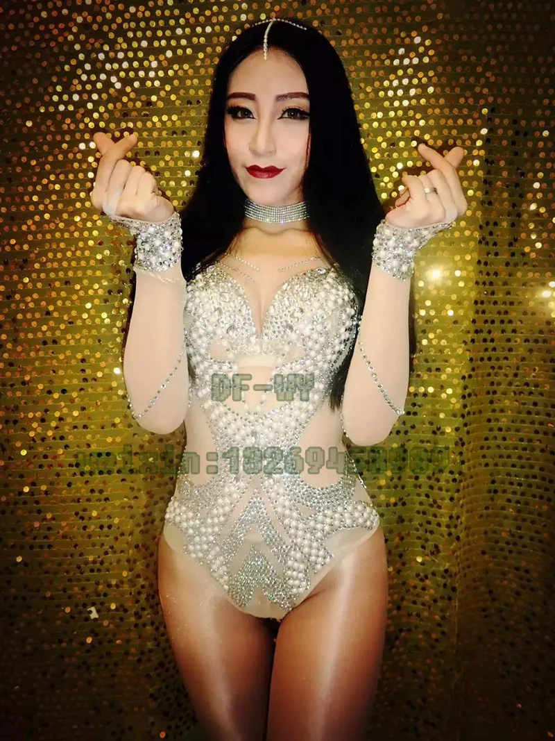 Gorgeous diamond bar and nightclub singer DJ dancer sexy perspective hollow out stage performance clothing