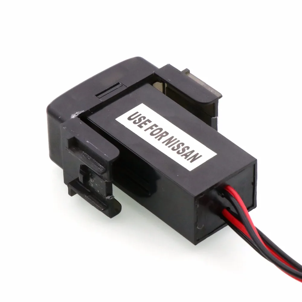 Car Thermometer Internal/External Temperature Display，USB Charge Port  for NISSAN,Qashqai,Tiida,X-trail,Sunny,NV200,Teana