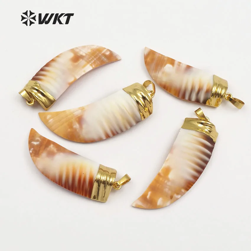 

WT-JP065 WKT Random Size Pendant Natural Sea Shell Horn Shape With Gold Capped Beautiful Lines Bohemia Style womem Jewelry