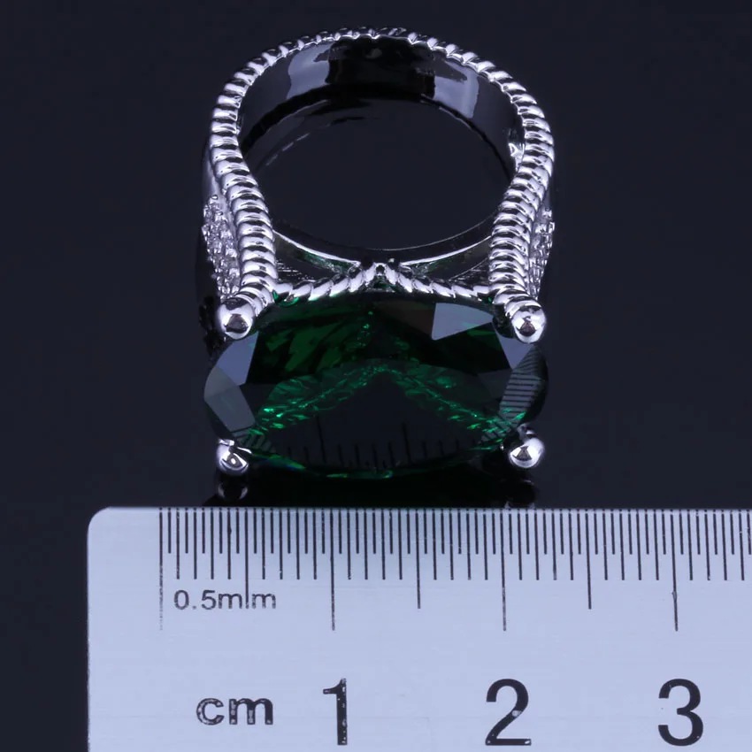 Valuable Huge Oval Egg Green Cubic Zirconia Silver Plated Ring V0572