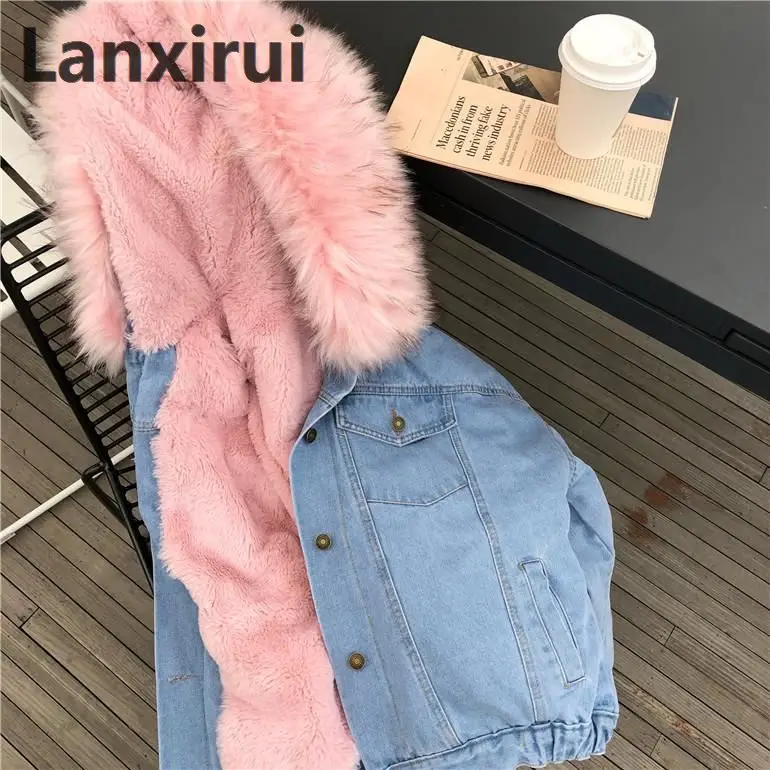 Winter Women Jean Jacket Coat Faux Fur Collar Fleece Hooded Jacket Lamb Fur Cashmere Cowgirls Padded Denim Coat