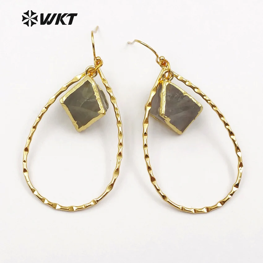 

WT-E448 Hot Sale Beautiful Colors Rainbow Fluorite Stone Earrings For Women Jewelry Natural Material In Gold Strim