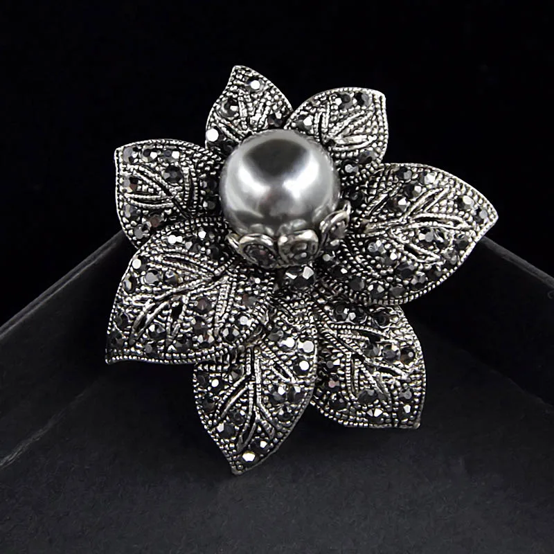 Vintage Black Style Pearl Flower Brooch Hot Selling Fantastic Women Scarf Buckle Pin Jewelry Accessories