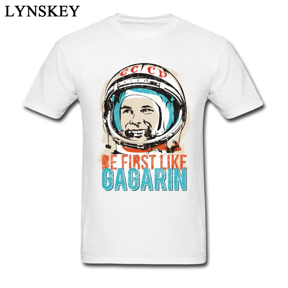 Brand New 2018 Be First Like Gagarin Men\'s Shirts Teen T-shirt Black Short Sleeve Cartoon Character Printed Vintage