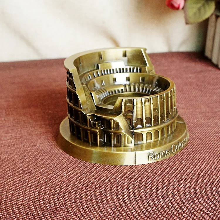 世界的に有名なランドイタリアローマコロッセオ金属ブロンズモデルの