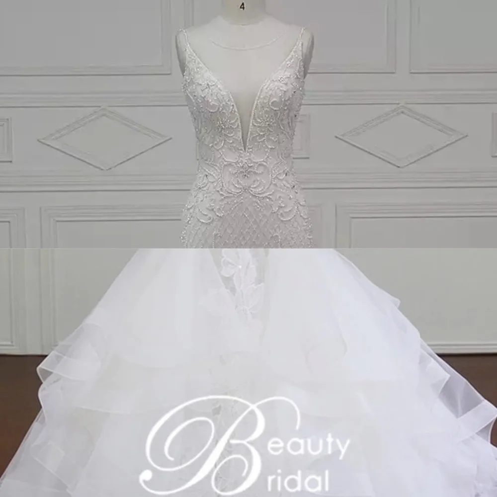 

Customize Luxury Mermaid Wedding Dresses With Float and Lace Lace Up Back Bridal Gown Train Vestidos De Noiva Short Dress