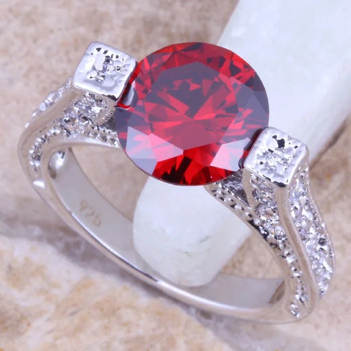 Ravishing Red Garnet White CZ Silver Plated  Women's Jewelry Ring Size 6 / 7 / 8 / 9 R1442