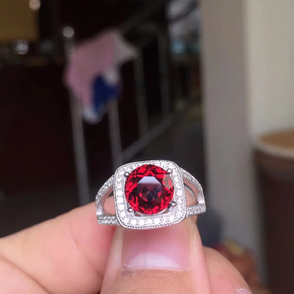 Natural garnet ring, beautiful fire, 925 silver, classic atmospheric style, woman zodiac guardian