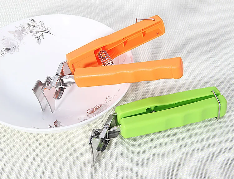 1PC Bowl Holder Dish Clamp Pot Pan Gripper Clip Hot Dish Plate Bowl Clip Retriever Tongs Plastic Handle Kitchen Tool EKX 190