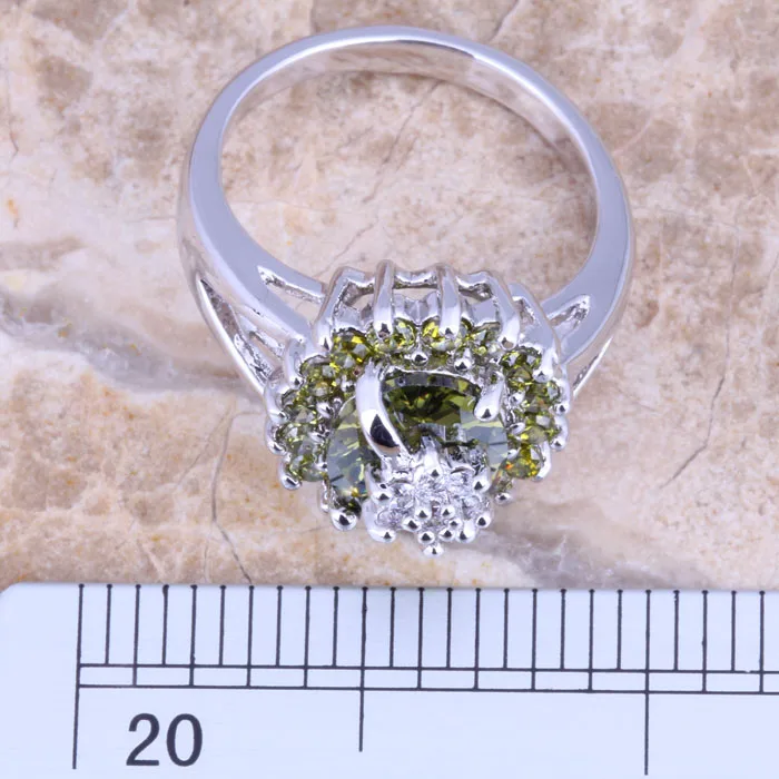 Awesome Green Peridot White CZ Silver Plated  Women\'s Flower Jewelry Ring Size 6 / 7 / 8 / 9 R1176