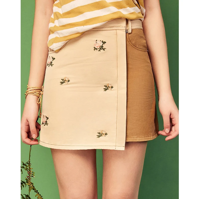 

ARTKA 2019 Spring and Summer New Women A-line Skirt 100% Cotton Embroidery Stitching Asymmetric All-match Mini Skirt QA10181X