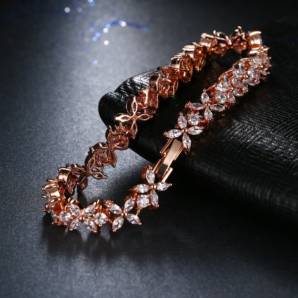 Emmaya Hot Sale Fashion Flower Design AAA Cubic Zircon Bracelets Bangles Luxury Wedding Bracelet Women Gift