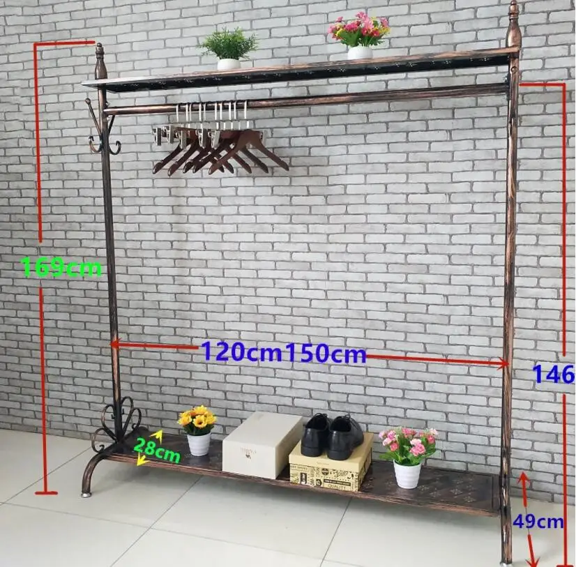 

Landing display rack of retro Tieyi clothing store, clothes hanger rack of Zhongdao in men's and women's loading rack