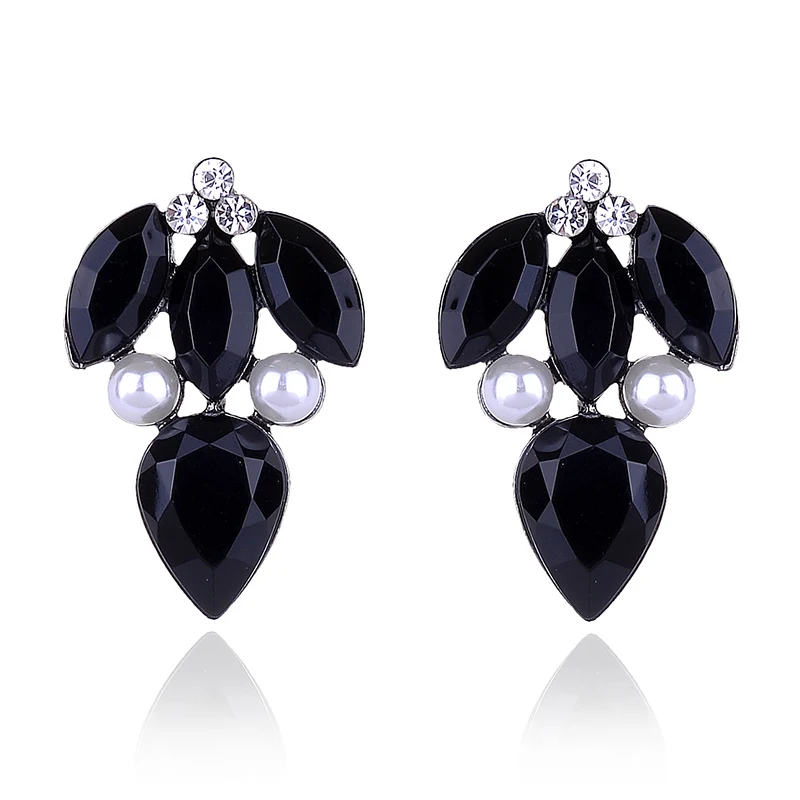 Exotic Face Design Acrylic Stud Earrings Imitation Pearl Rhinestone Decoration Piercing Earrings Fashion Women Jewelry